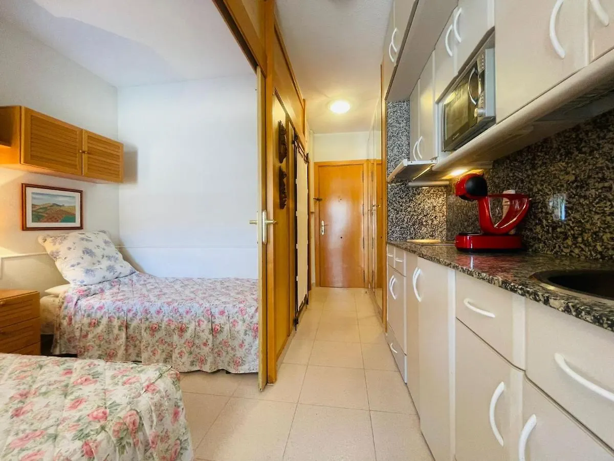 アパート カンブリルスApartamento Vistas Al Mar, Con Acceso Directo A La Playa, Piscina Y Parking Gratis!!!アパートメント