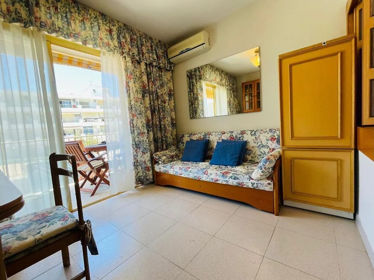 Apartamento Vistas Al Mar, Con Acceso Directo A La Playa, Piscina Y Parking Gratis!!! Apartment Cambrils