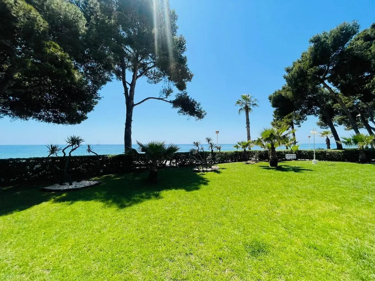 Apartamento Vistas Al Mar, Con Acceso Directo A La Playa, Piscina Y Parking Gratis!!! Apartment Cambrils Spain