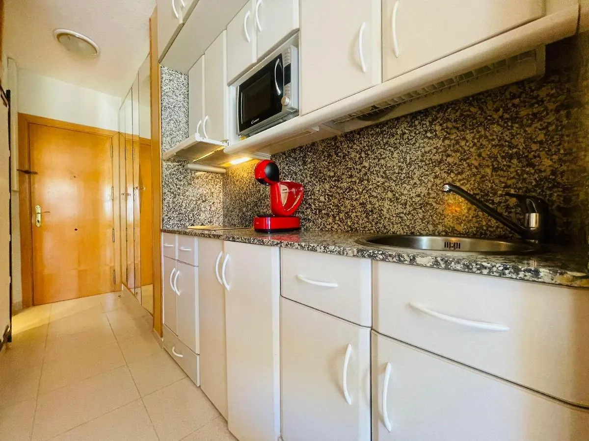 Apartamento Vistas Al Mar, Con Acceso Directo A La Playa, Piscina Y Parking Gratis!!! Apartment Cambrils Spain